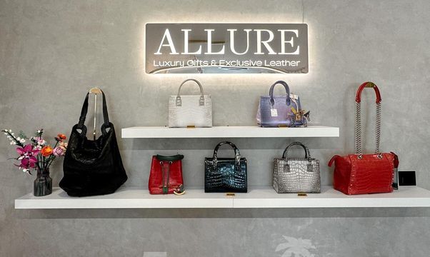 Салон экзотической кожи Allure на Пхукете
